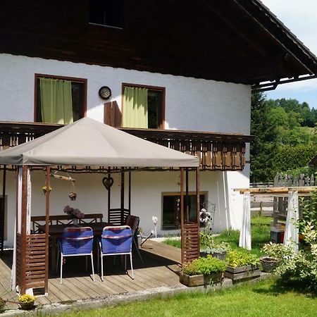 Ferienwohnung Auf Einem Richtigen Bauernhof Finkenstein am Faaker See エクステリア 写真